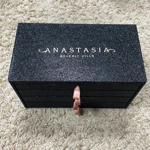 Anastasia Beverly Hills black sparkle for drawer, eyeshadow palette holder